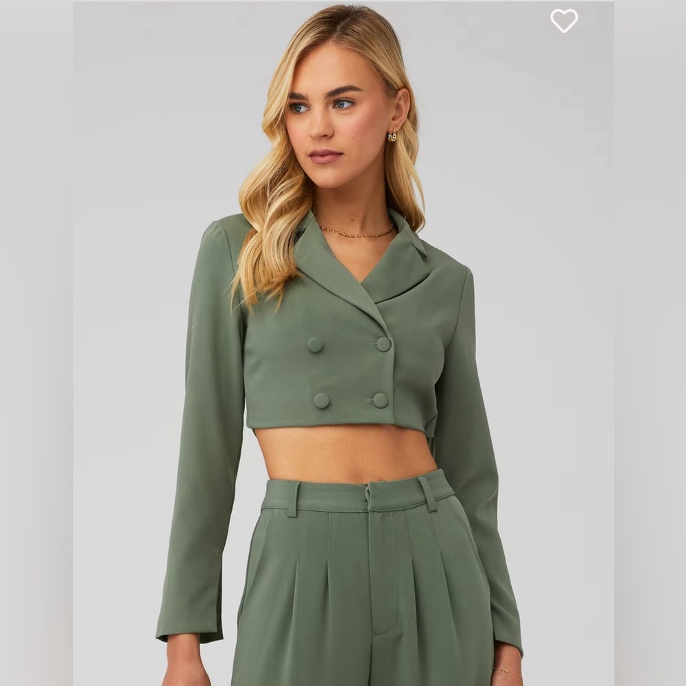SAGE THE LABEL COOL CLASSIC CROP BLAZER
